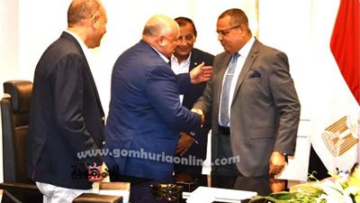 محافظ جنوب سيناء يوجه الشكر لوزير النقل والصناعة لجهوده المتميزة