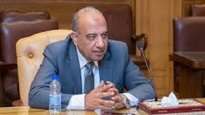 تخصيص الاراضى لاقامة محطات الطاقة الشمسية بالوادى الجديد