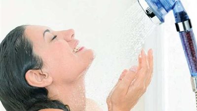 خبراء يحذرون من الاستحمام بالماء الساخن في هذا الوقت