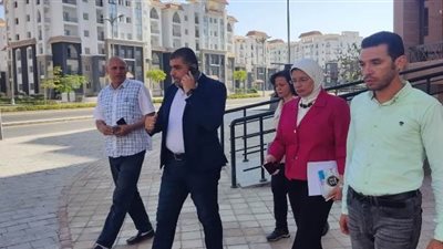 رئيس العاصمة الإدارية يكشر عن أنيابه للشركات العاملة بالأحياء صور
