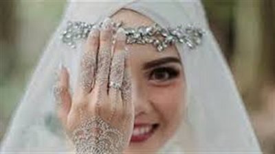 مظهر شاهين ينتقد المُدافعين عن واقعة حجاب ليلة الزفاف