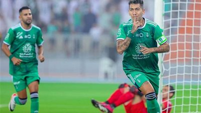 محرز وفيرمينو يقودان الأهلي أمام النصر الليلة