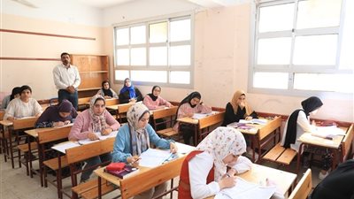 رسوم التقدم لامتحانات الشهادتين الإعدادية والثانوية والدبلومات