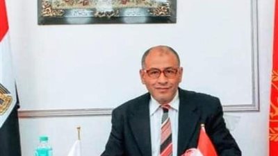 مدير مديرية الزراعة يلتقى بالعاملين فى القطاع الزراعى بالبحيرة