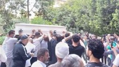 بالصور.. نجوم الفن يودعون 