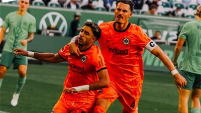 ترتيب هدافي الدوري الألماني بعد ثنائية مرموش أمام فولفسبورج