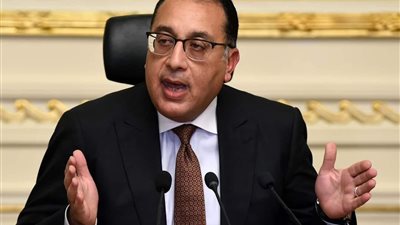 رئيس الوزراء يتابع تطورات حادث تصادم قطارين بمدينة الزقازيق