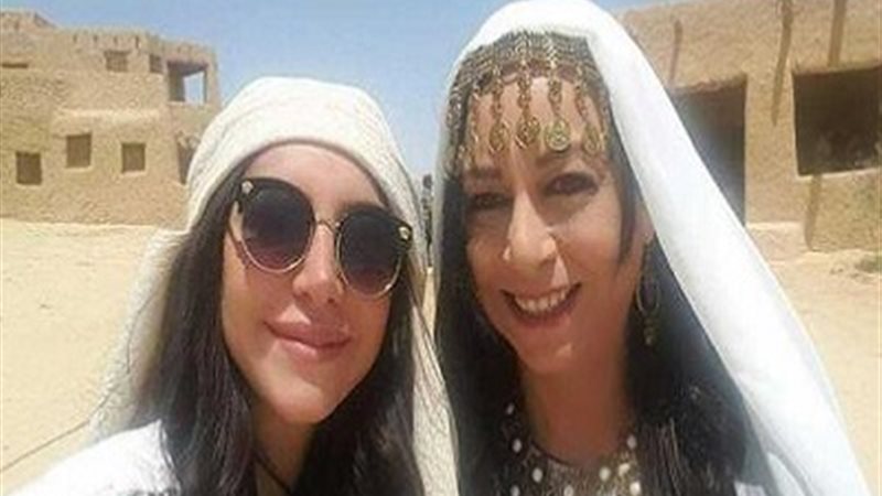 ناهد رشدي وإنجي علاء