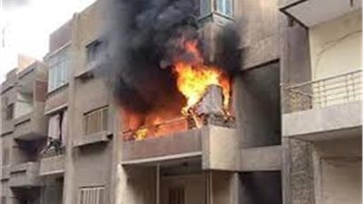 حريق هائل يلتهم عقارًا سكنيًا بالشرقية