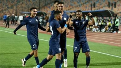 عائق وحيد يفصل انتقال مدافع إنبي إلى الزمالك