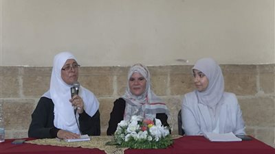 زينة المرأة في ضوء الإسلام بالبرامج الموجهة في الجامع الأزهر