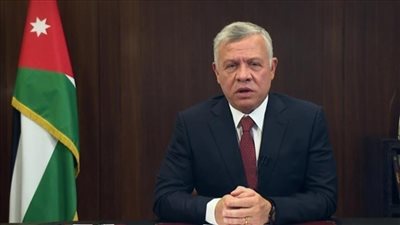 عاهل الأردن يدعو إلى تكثيف الجهود لوقف إطلاق النار فى غزة