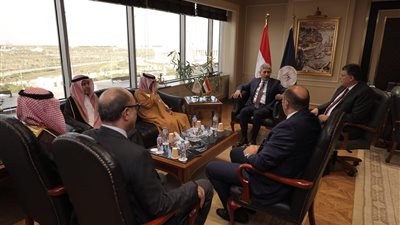 وزير السياحة يستقبل رئيس المنظمة العربية للسياحة لبحث سبل التعاون