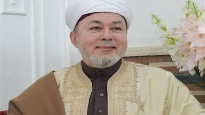 بكفالة مالية.. اخلاء سبيل شيخ الطريقة التيجانية الصوفية