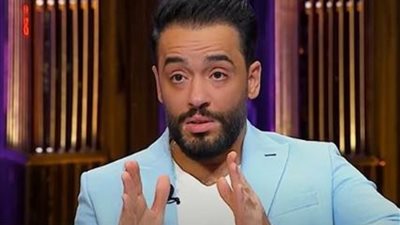 رامي جمال يكشف عن صورة له من الطفولة