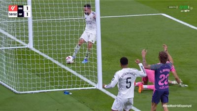 كارفاخال يسجل هدف تعادل ريال مدريد أمام إسبانيول .. شاهد