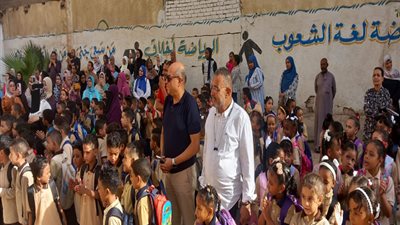 الرشيدي في جولة لمتابعة العملية التعليمية بالمدارس