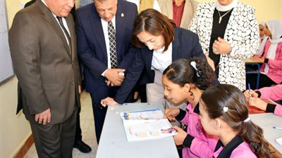 البحيرة تبدأ عام الأمنيات .. علي وقع الاحتفالات