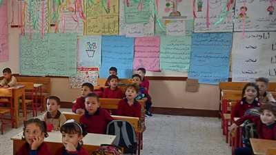 عام دراسي جديد بلا دروس خصوصية شعار مدارس أرض الفيروز