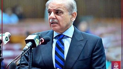 رئيس الوزراء الباكستاني يدعو إلى فرض عقوبات على إسرائيل