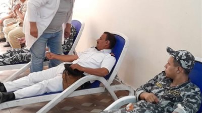 حملة للتبرع بالدم بمديرية أمن السويس