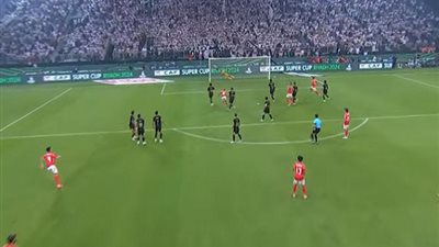 فيديو .. حارس الزمالك يحرم الأهلي من هدف التقدم