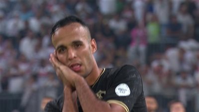 ناصر منسى يحصد جائزة رجل مباراة السوبر الافريقى