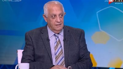 فرق بين مدرب بيلعب شطرنج ومدرب بيلعب طاولة .. شاهد حسن المستكاوي
