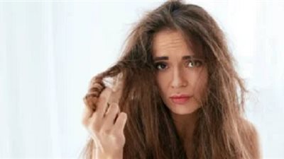 أبرزها الحساسية .. آثار جانبية قد تحدث بسبب أقنعة علاج جفاف الشعر
