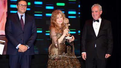 بالصور.. نجوم الفن في افتتاح مهرجان الإسكندرية السينمائي لدول البحر المتوسط