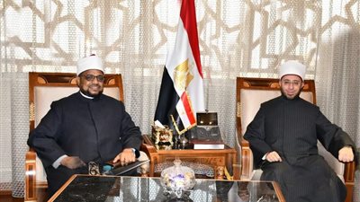 وزير الأوقاف يستقبل أمين عام مجمع البحوث الإسلامية لبحث التعاون