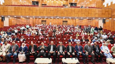 جامعة الفيوم تكرم 102 متفوق من أبناء أعضاء هيئة التدريس