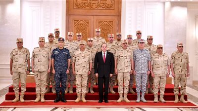 الرئيس السيسي يترأس اجتماع المجلس الأعلى للقوات المسلحة بالقيادة الإستراتيجية