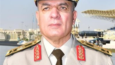 اللواء دكتور أكرم صلاح الدين: أوصي الخريجين الجدد أن يكونوا علي أعلي معدلات الاستعداد والجاهزية لحماية الوطن وصون مقدساته