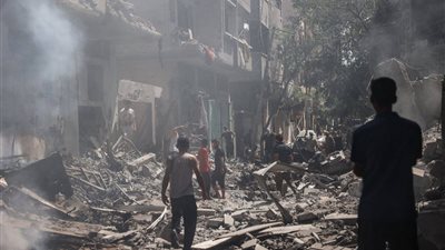 ارتفاع حصيلة شهداء قصف مسجد بدير البلح إلى 16 شهيدا