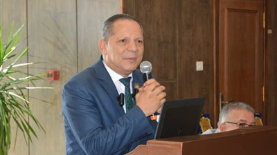 رئيس جامعة دمياط يهنئ الرئيس السيسي بالذكرى51 لإنتصارات أكتوبر