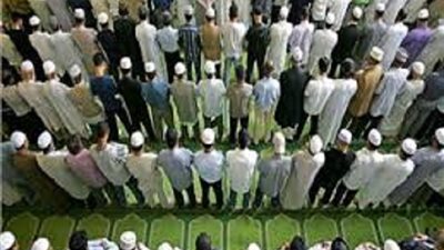 شدد عليه النبىﷺ6 فضائل لتسوية الصفوف فى الصلاة