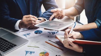 كيفية الحصول على إقامة مستثمر وفقا لقانون الاستثمار
