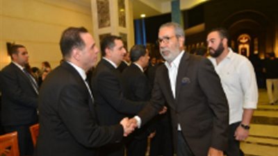 بالصور.. نجوم الفن فى عزاء ابنة وحفيدة شقيق أشرف شيحة
