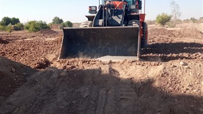 إزالة حالة تعدٍ على فدانين من أراضى الدولة بالمدامود شمال الأقصر