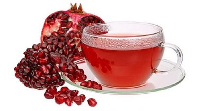 منها الطفح الجلدي .. أبرز الآثار الجانبية لقشر الرمان