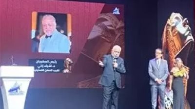 أشرف زكي: الممثلين ستقوم بعمل مهرجان خاص بالفنون الشعبية