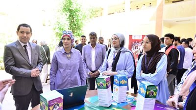 حاسبات ومعلومات الأقصر تنظم حفلًا لاستقبال الطلاب وتكريم المتميز