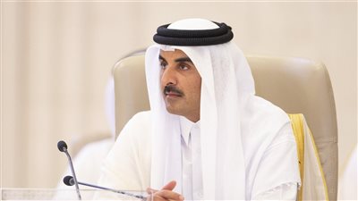 أمير قطر يعلن عن تعديلات دستورية وطرحها للاستفتاء