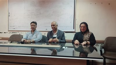جامعة الفيوم مبادرة (ابدأ مشروعك) ندوة بكلية الحقوق