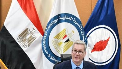وزير البترول يؤكد أهمية تطبيق أنماط مختلفة من التكنولوجيا لرفع الإنتاج