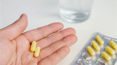 5 آثار جانبية محتملة لاستخدام مسكنات الألم بشكل يومي
