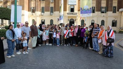 محافظة القاهرة والهيئة الإقليمية لتنشيط السياحة يقدمان رحلة لـ١٢٠ من أسر الشهداء وذوي الهمم