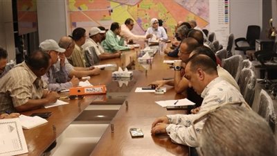 تعليمات مشددة من رئيس جهاز الشيخ زايد لمسئولى الإدارات والشركات.. صور