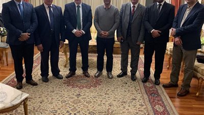 سفير مصر ببلغاريا يستقبل وفدا رسميا لعمال مصر